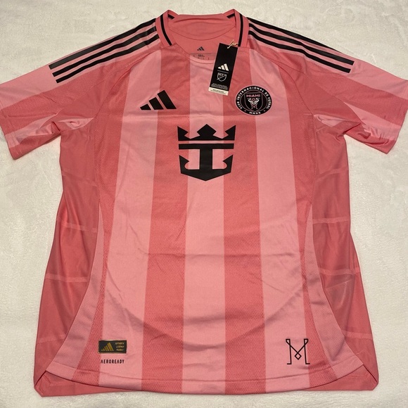Adidas Pink Jersey Shirt with Vertical Stripes Inter Miami #10 Lionel Messi. - Picture 1 of 8